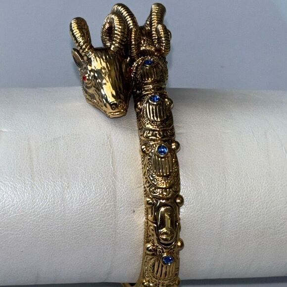 Camrose & Kross JBKennedy Double Ram Head Hinged Bracelet - Picture 5 of 10